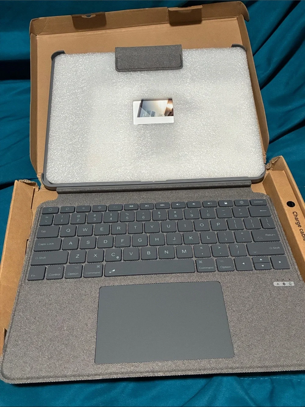 Gray Magnetic Detachable Tablet Keyboard Case